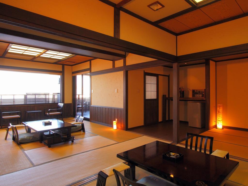 新海花亭泉温泉旅馆 传统日式旅馆 伊豆